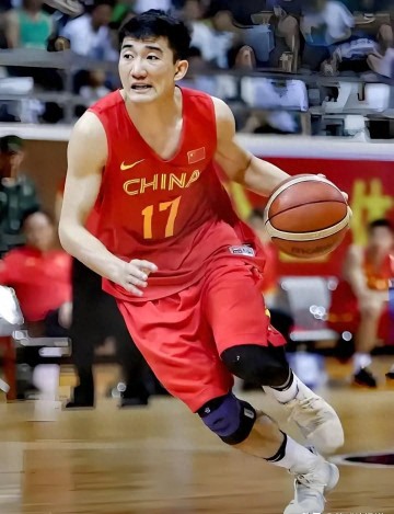 乐鱼体育app下载-广厦遭准绝杀，浙江双雄0-1，深圳双核59分抢赛点